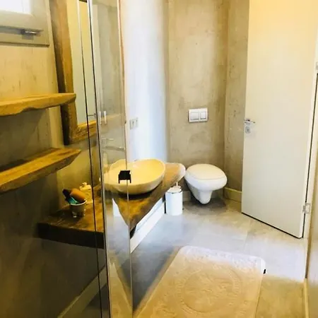 Willa Izmir Alacati'da Ozel Havuzlu Luks Kiralik *