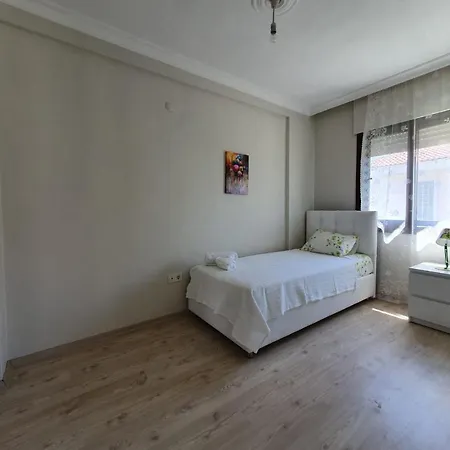 Izmir Alacati'da Ozel Havuzlu Luks Kiralik * Çeşme