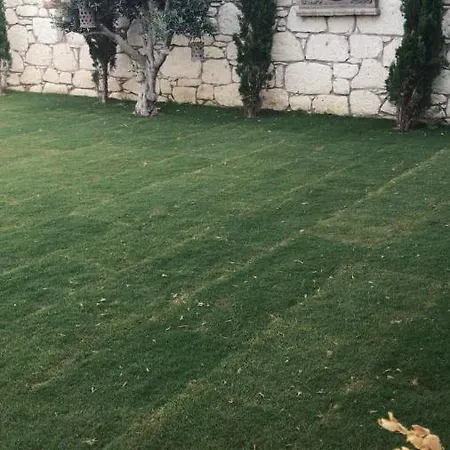 Willa Izmir Alacati'da Ozel Havuzlu Luks Kiralik Çeşme